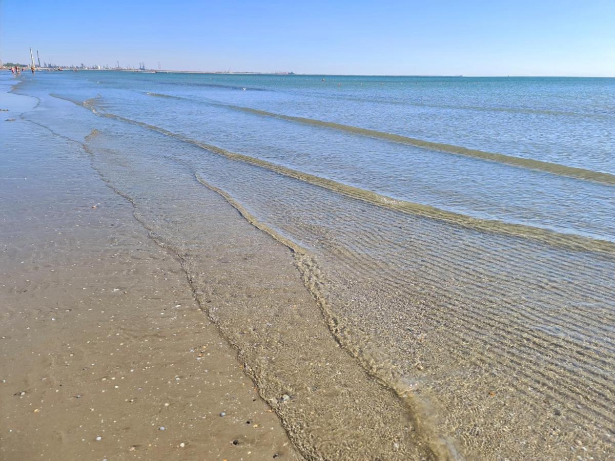 Vladimir Residence Mamaia Nord Navodari Luaran gambar